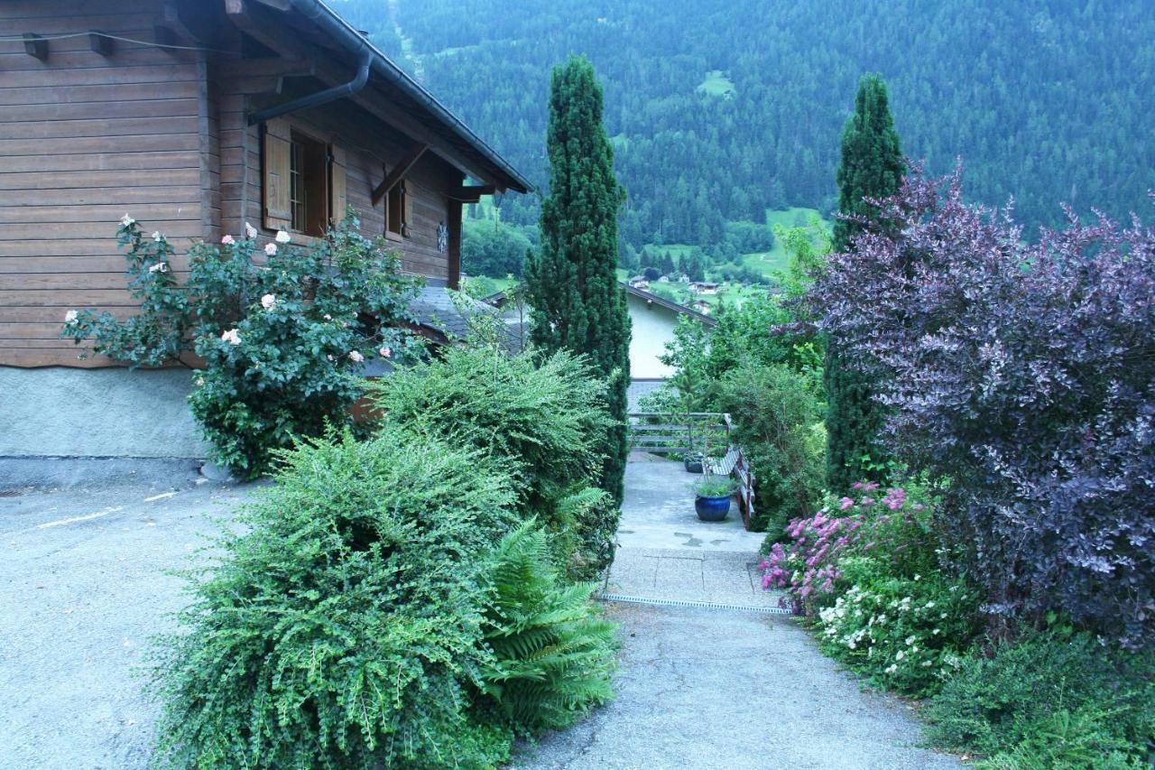 Bnb Claudy Et Elizabeth Michellod-Dutheil Le Châble Esterno foto